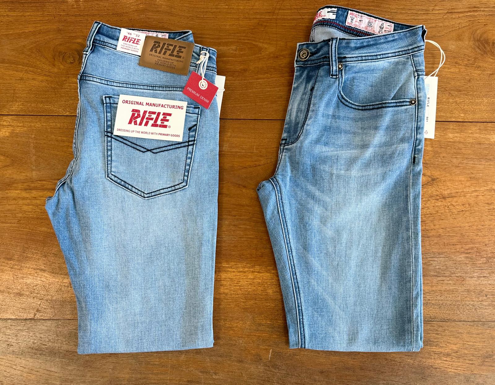 000RF572